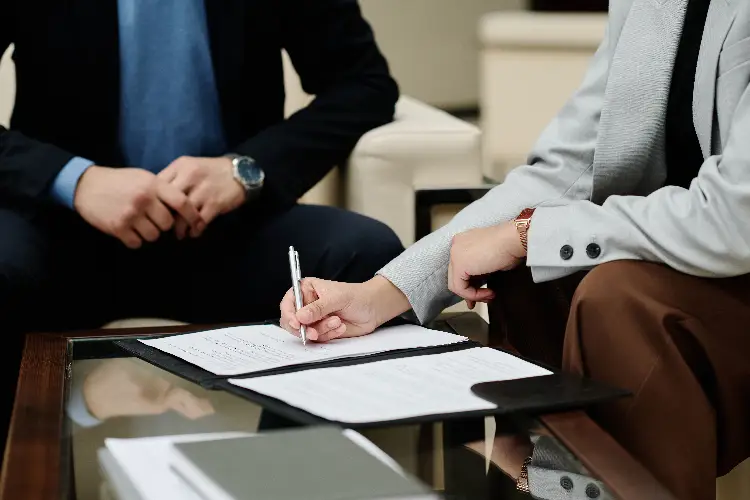 abogado contencioso administrativo firma
